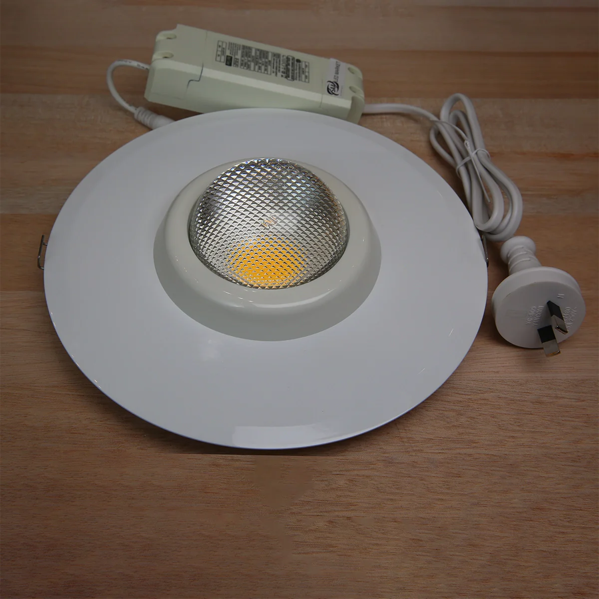 Commercial 25 Watt COB LED Down light, 3000K Warm White, Hospital light, Clinic light, Clean room light, Office light crystal optical glass lens