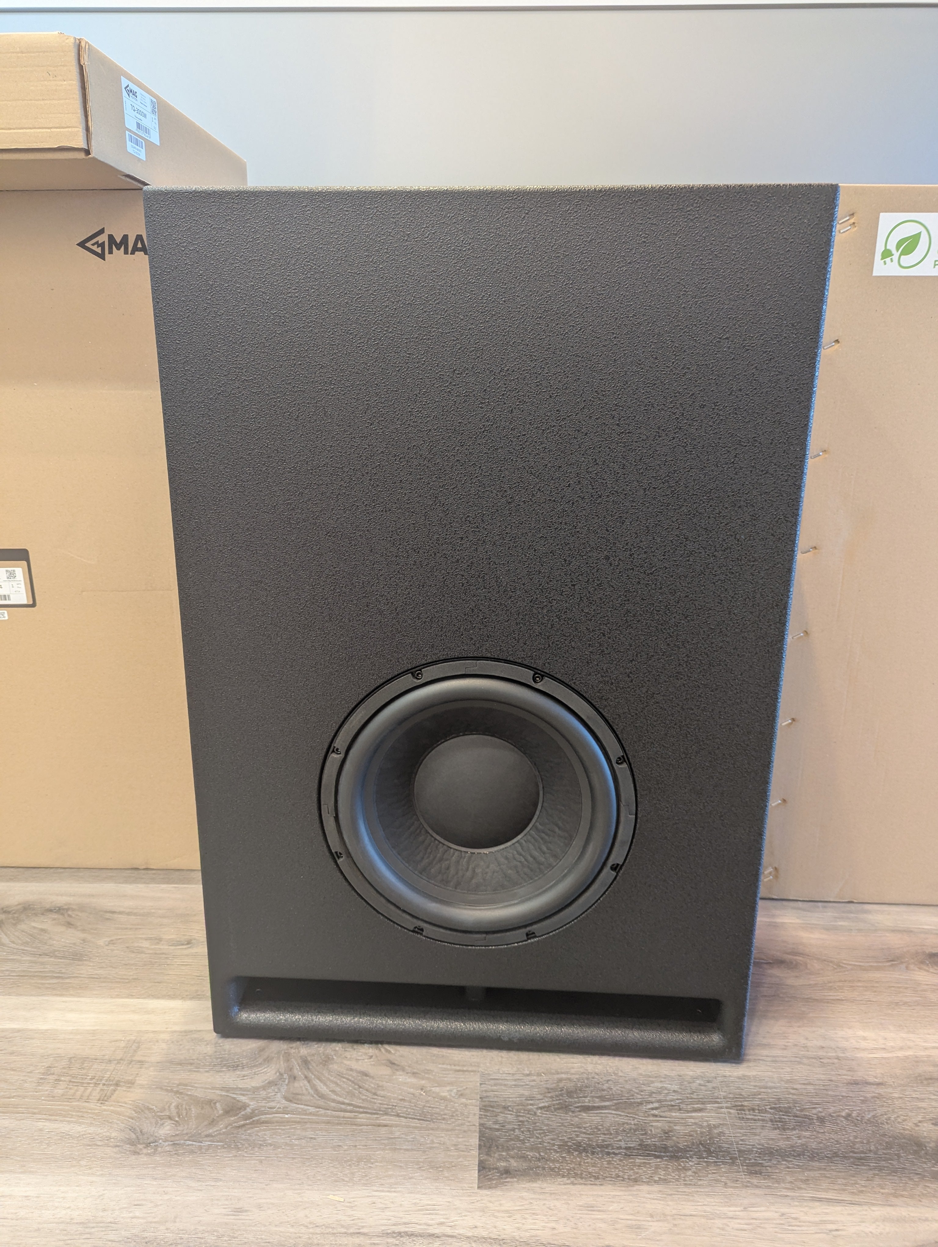 4 MAG Theatron Hammer 12 Subwoofers and 1 MAG Theatron TQ-3000W 4 Channel Amplifier