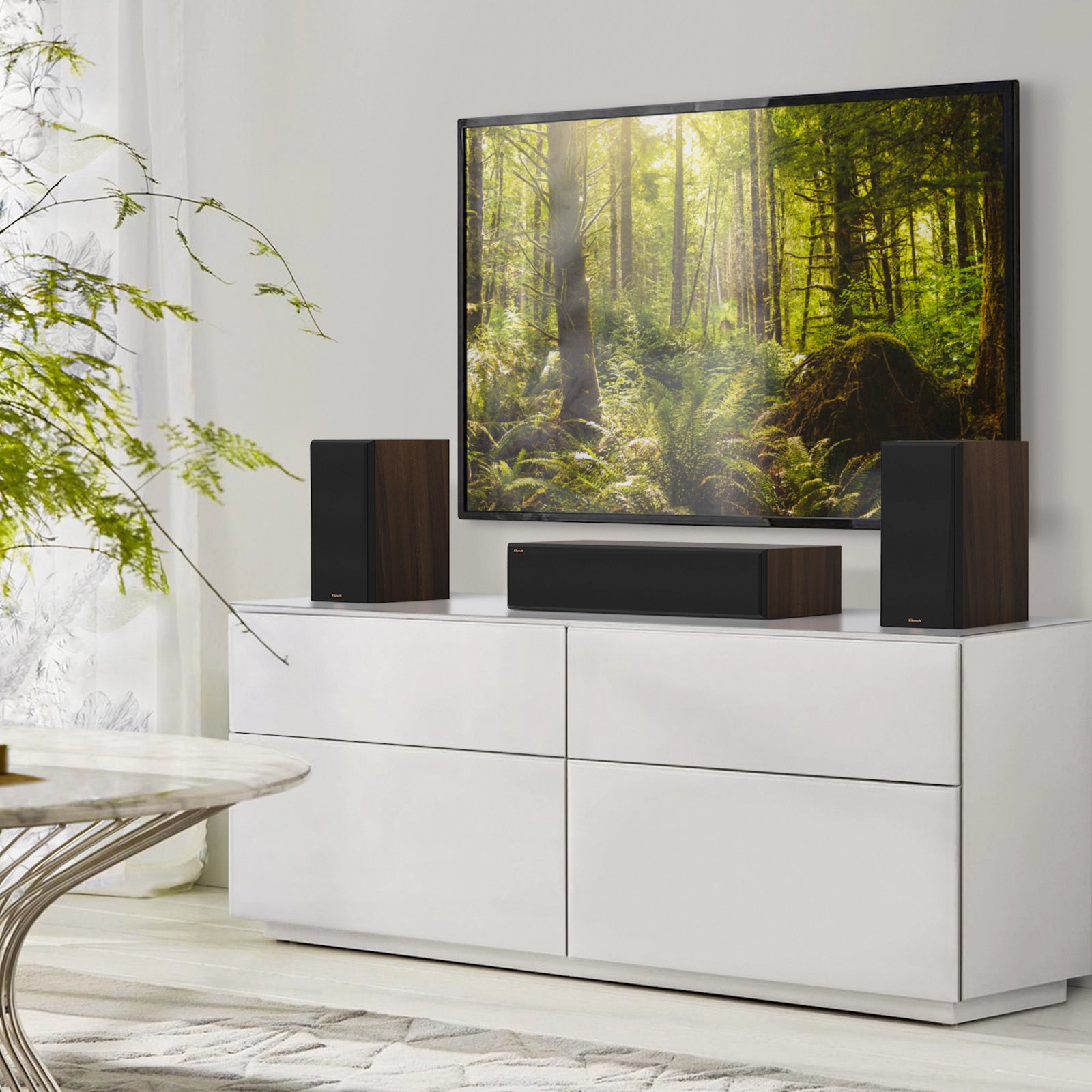 Klipsch RP-600M II Bookshelf Speakers - Pair