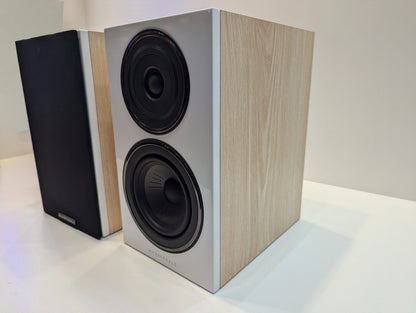 Wharfedale Diamond 12.1 Pair Ex-demo