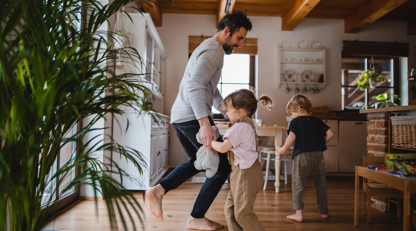 Audiolab Omnia All in One streaming integrated amplifier + CD Player